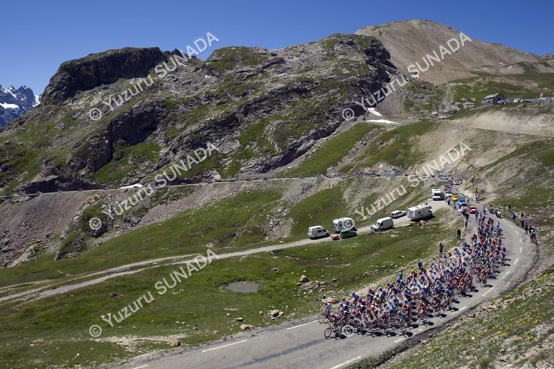 Peloton on Col du Galibier025p.jpg